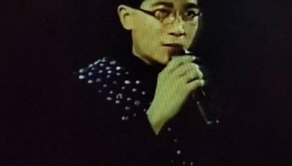 原来何超琼与许晋亨在结婚2个月后,陈百强才无奈的表白内心的情感