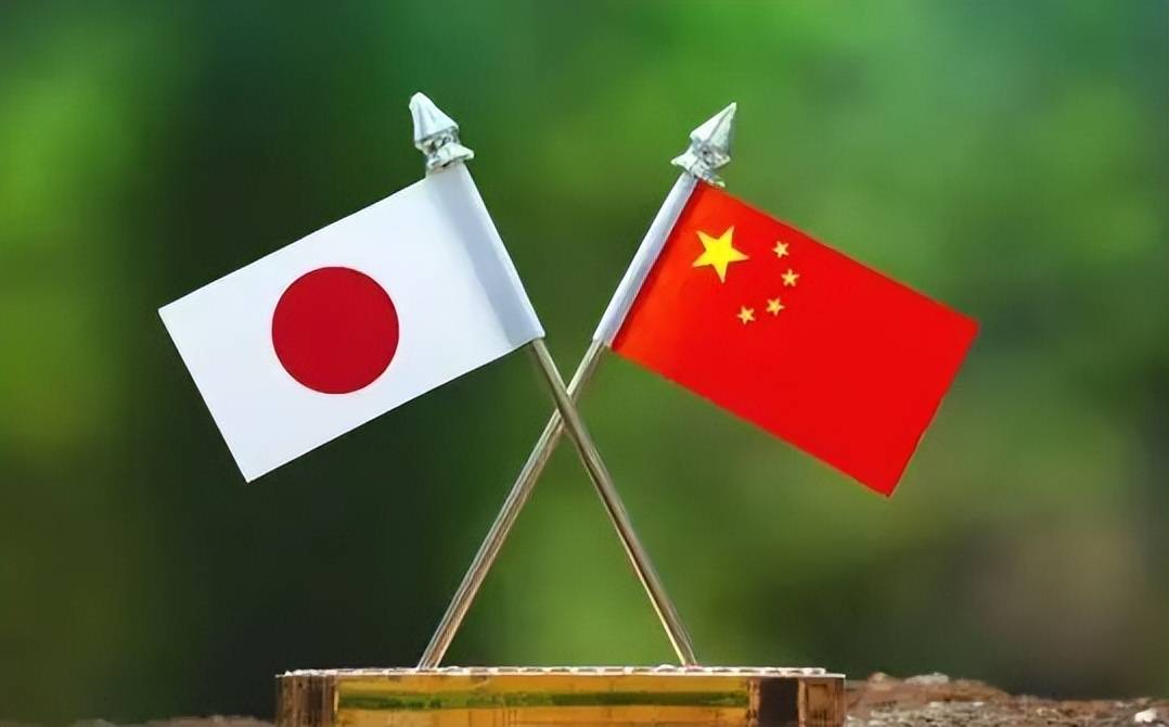保汇率还是保投资？面对美元攻势，中国和日本的选择为何不同？